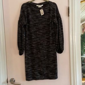 Max studio knit shift dress with long ballon sleeves size large